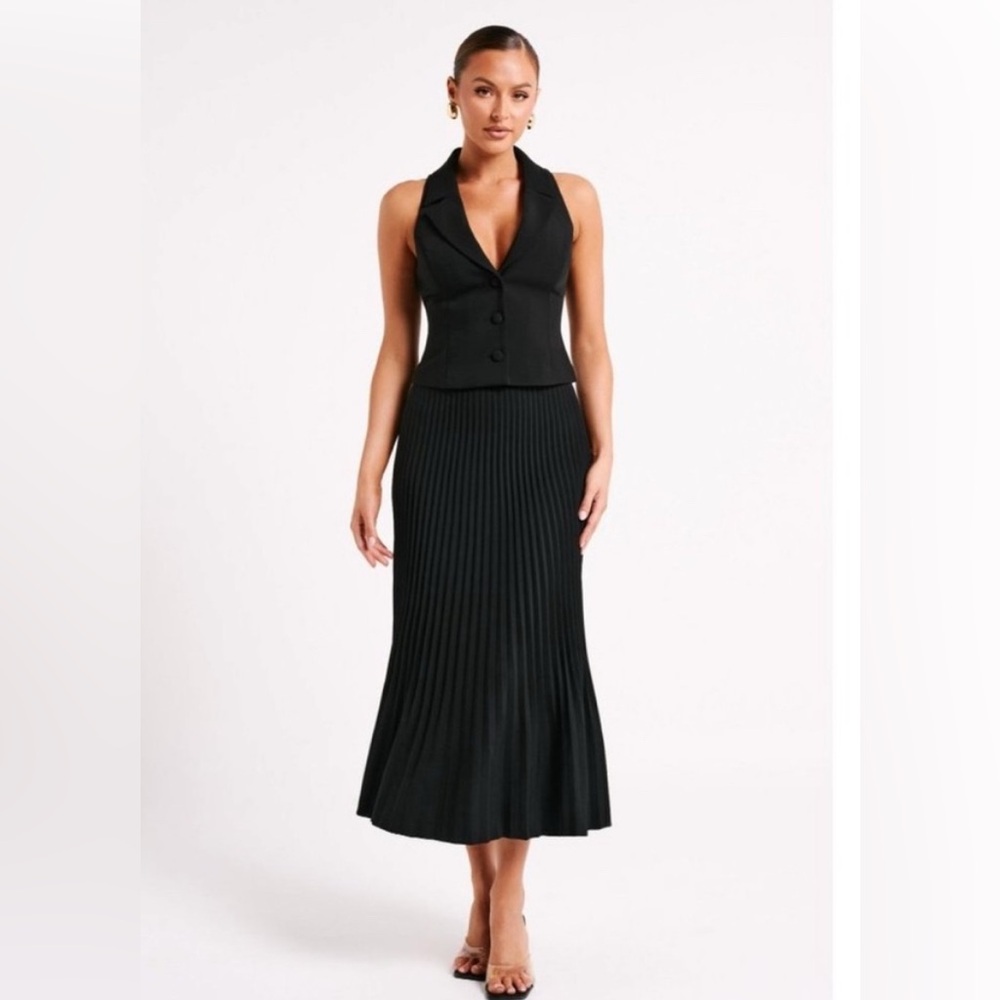 MESHKI VEST AND MAXI SKIRT SET